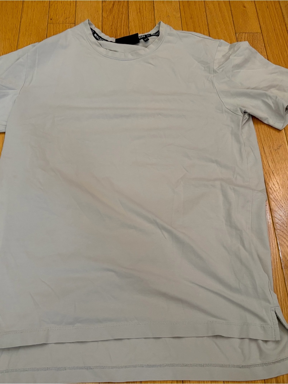Men's Crew Neck T-Shirt in Light Gray - Brand Unspecified